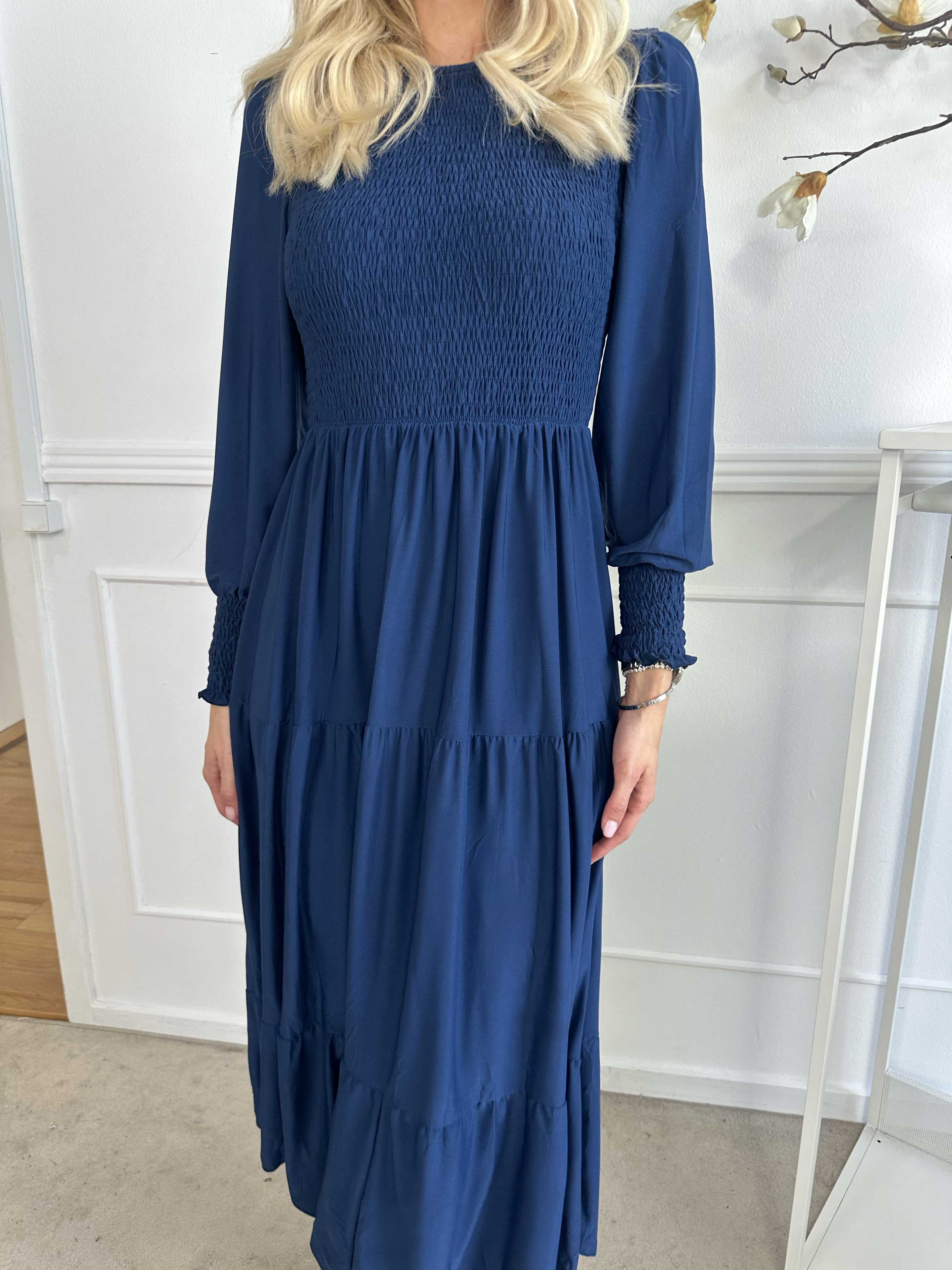 Kelly Long - Stretchklänning med smock över bröstet